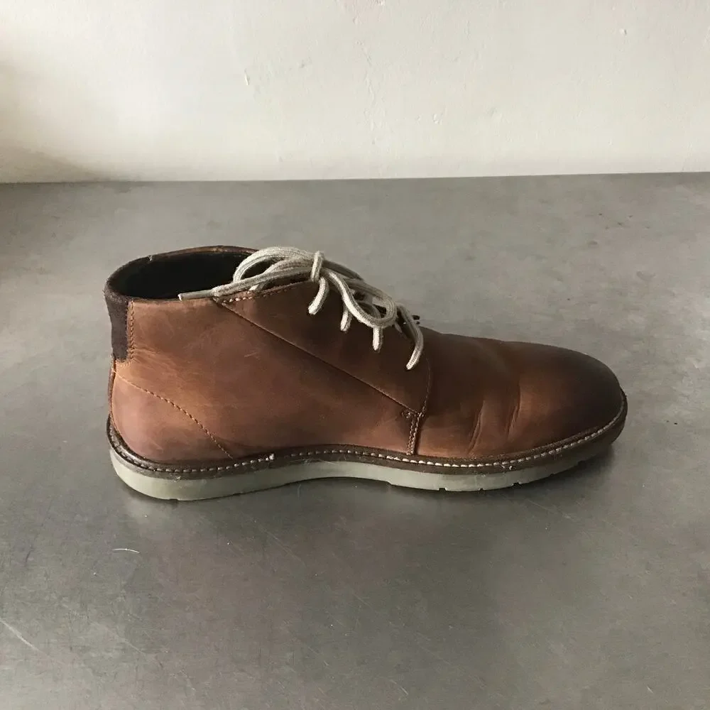 Clarks Collection Grandin Mid Mens Brown Leather Chukka Flat 